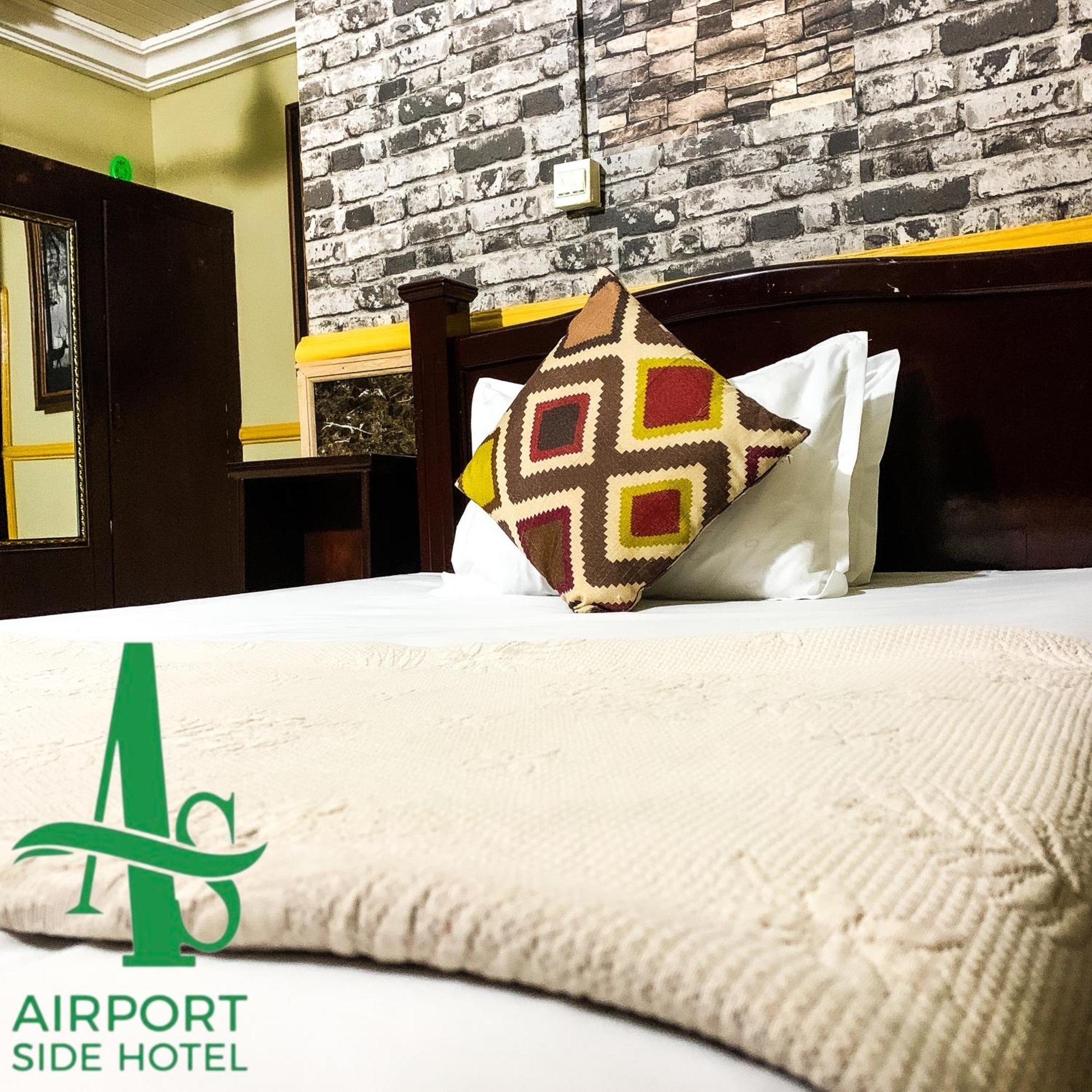 Airport Side Hotel Acra Exterior foto